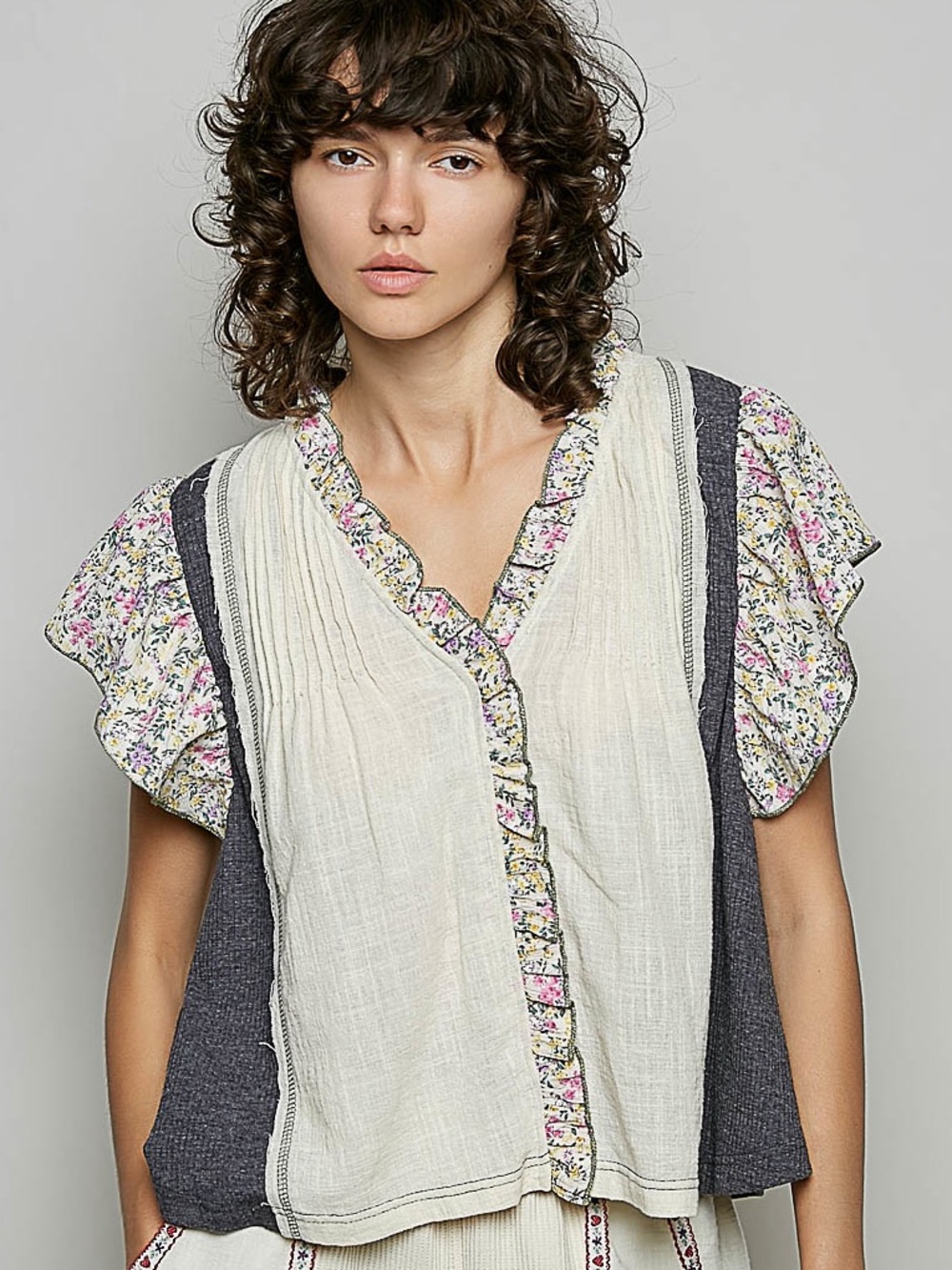 🩵Hello Gorgeous! POL V-Neck Floral Ruffle Sleeve Blouse-Charcoal